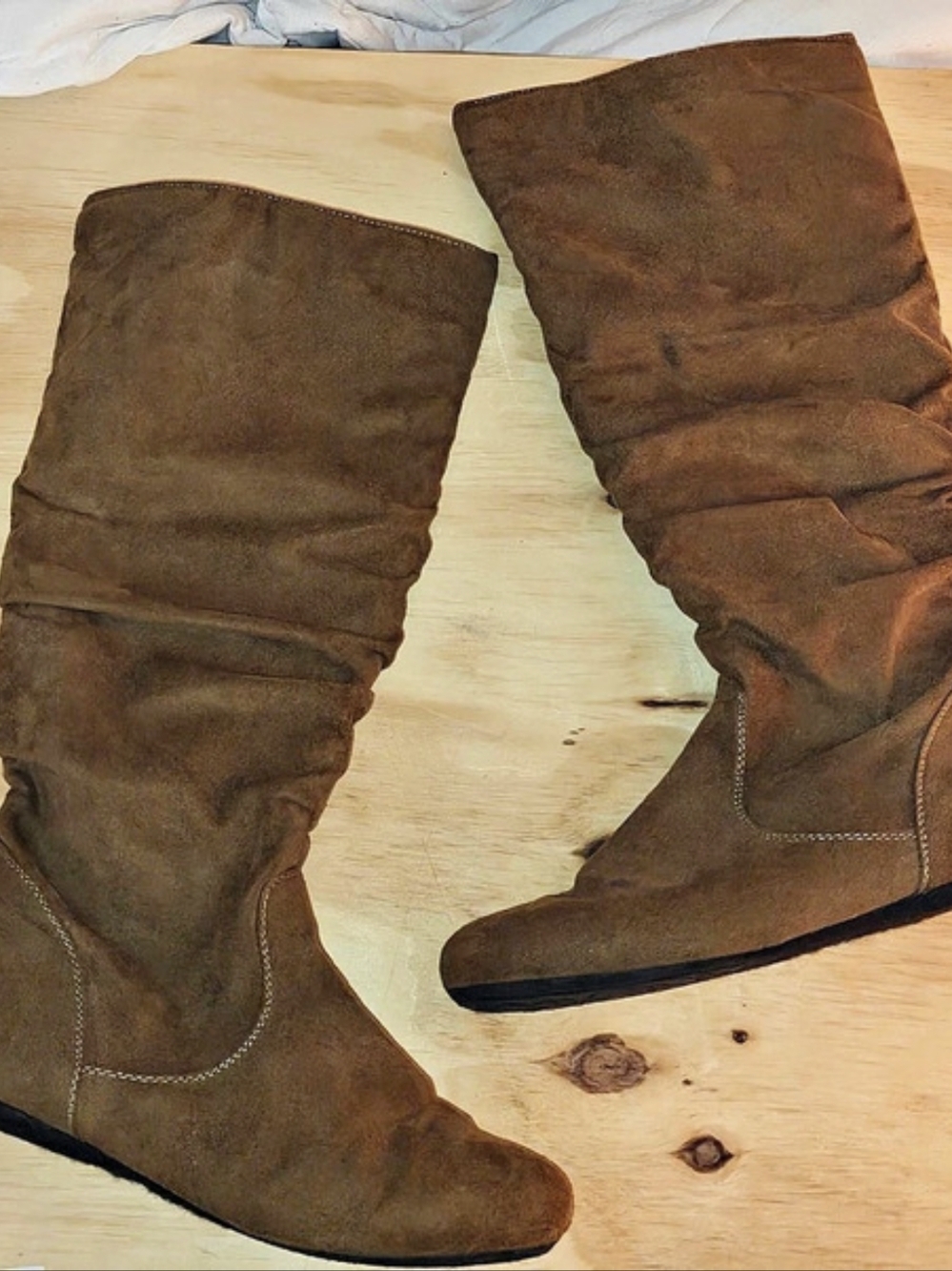 Hot Cakes Dynasty Boots Brown Suede US 8.5